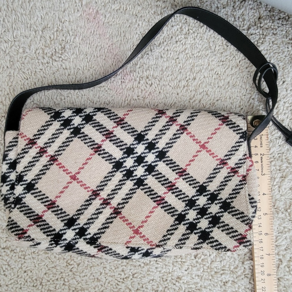 Vtg Burberry London Nova Check Wool Baguette Shoulder Bag Tan Black Leather Trim - Picture 16 of 16